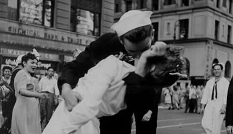 Times Square Kiss